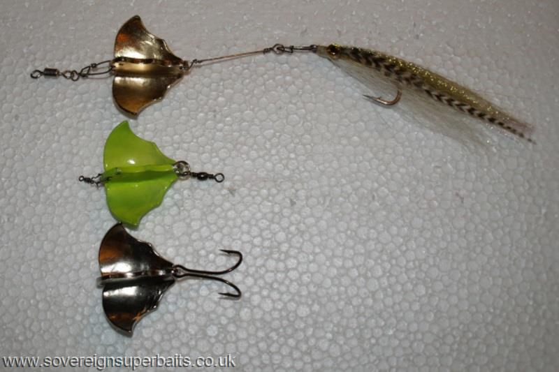 Betmen metal blade bait bottom view - Metal blade baits